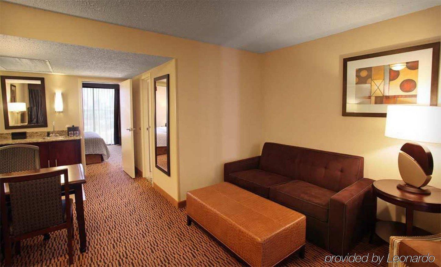 Embassy Suites By Hilton Dallas Market Center Zimmer foto